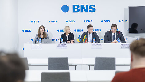 TS-LKD spaudos konferenciją apie okupacinių režimų palikimo pertvarką Vilniuje: pirmieji turi griūti &bdquo;Maskvos namai&ldquo;
