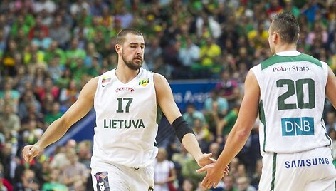 Jonas Valančiūnas ir Donatas Motiejūnas