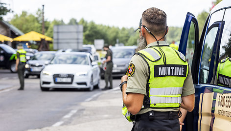 Atvykstančiųjų į Lietuvą patikra Būtingės pasienio kontrolės punkte