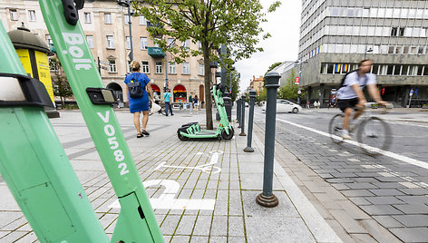 Elektrinių paspirtukų stovėjimo vieta