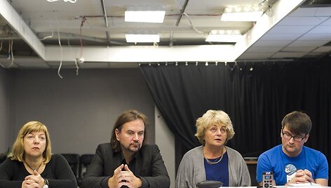 Oskaro Kor&scaron;unovo teatro spaudos konferencija
