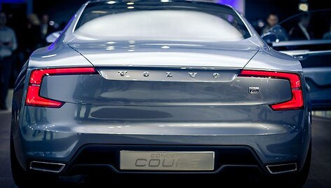 &bdquo;Volvo Concept Coupe&ldquo; automobilis Frankfurto automobilių parodoje