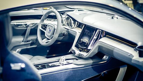 &bdquo;Volvo Concept Coupe&ldquo; automobilis Frankfurto automobilių parodoje