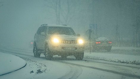  Vilniuje įsismarkauja pūga