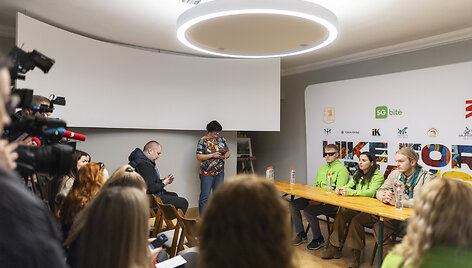 Pasaulio Guinnesso rekordininkės Ajanos Lolat spaudos konferencija