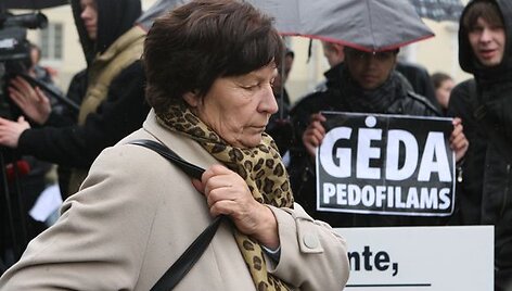 Penktadienio vidurdienį prie&scaron;ais prezidentūrą surengta dar viena Drąsiaus Kedžio palaikymo akcija.