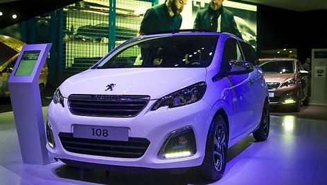 Prancūziškai-japoniško „Peugeot 108“ pasirodymas Ženevoje