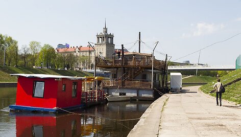 Mobilioji prieplauka ir laivas &bdquo;Ryga&ldquo; pradeda vasaros sezoną.