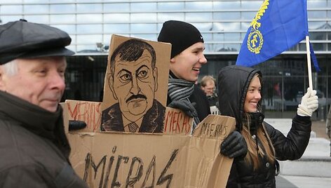 Piketuotojai buvo nusiteikę prie&scaron; valdžios planus privatizuoti miestui priklausančias įmones.