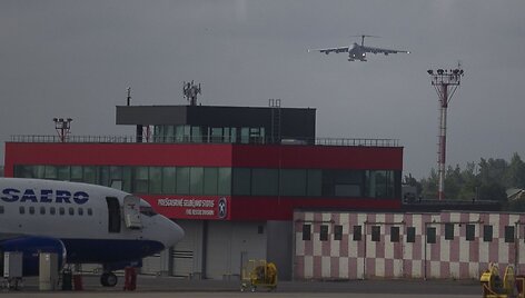 Vilniaus oro uoste nusileido JAV Karinių oro pajėgų &bdquo;milžinas&ldquo;.