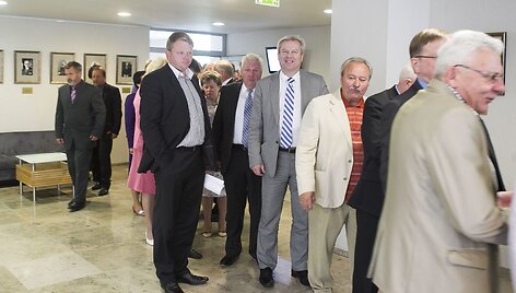 Slaptas balsavimas dėl Neringos Venckienės mandato naikinimo.