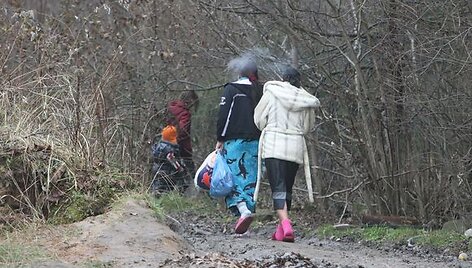 &Scaron;ių metų Lapkričio 17 d. (antradienis) nuo 12:00 iki 16:00 prie Vilniaus Romų (čigonų) taboro organizuojamas mitingas. Mitingą organizuoja, daugiau kaip keturiasde&scaron;imt visuomeninių organizacijų atstovų. Mitingo tikslas, paskatinti visuomenę nelikti nuo&scaron;alyje ir nelaukti kol NARKOMANIJA taps asmenine