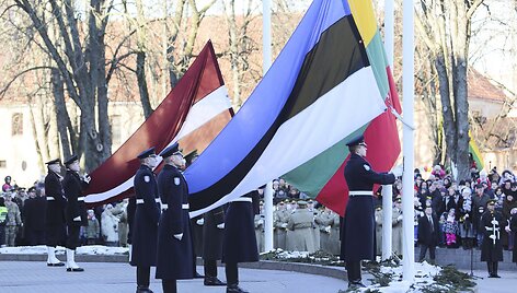 Trijų Baltijos valstybių vėliavų pakėlimo ceremonija.