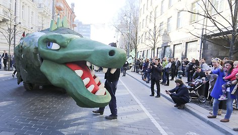 Dino Zauro kasmetinė kelionė į Filologijos fakultetą