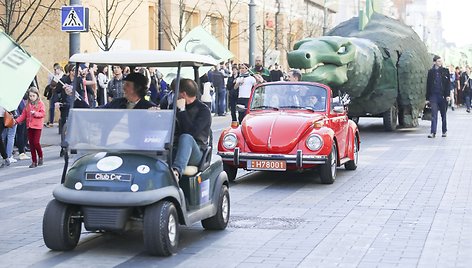 Dino Zauro kasmetinė kelionė į Filologijos fakultetą