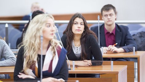 Lietuvoje devintą kartą laikomas Konstitucijos egzaminas