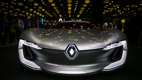 Įspūdingas &bdquo;Renault Trezor&ldquo; konceptas Paryžiaus automobilių parodoje