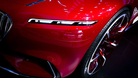 Ekstravaganti&scaron;kasis &bdquo;Mercedes-Maybach 6&ldquo; koncepcinis modelis