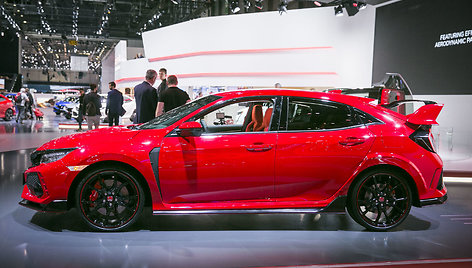 2017-ųjų Ženevos automobilių parodoje pristatytas naujasis „Honda Civic Type-R“