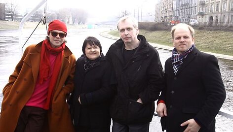 Bohemiečių branduolys, plaukdamas laivu Nerimi po Vilnių, pristatė premjerą &bdquo;Katia Kabanova&ldquo;