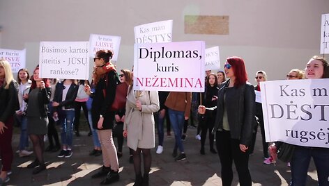 lietuvos-edukologijos-universiteto-studentai-suorganizavo-piketa