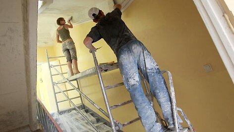 Rugsėjo 1-ąją dalis sostinės mokyklų pasitinka remontų įkar&scaron;tyje.