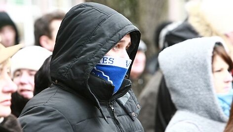 Neoficialiais duomenimis, į protesto akciją susirinko apie 4 tūkstančius žmonių.