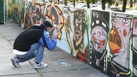 Konkurse „1000-mečio GRAFFITI“ gali dalyvauti ir grafiti kūrėjų komanda, ir vienas piešėjas.