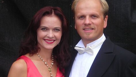Kauno valstybinėje filharmonijoje penktadienį vyks paskutinis &scaron;į sezoną Kauno miesto simfoninio orkestro koncertas.