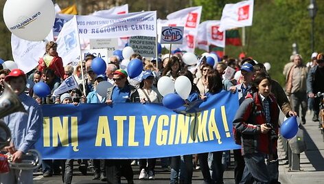 Eitynių dalyviai