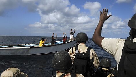 Somalio piratai ir toliau siautėja. Tiesa, kartais juos visgi pavyksta sučiupti. 