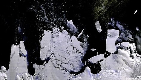 &Scaron;ioje nuotraukoje užfiksuota ledkalnio dalis