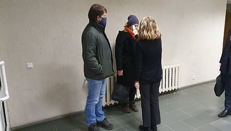 Teismas dėl avarijoje žuvusios 10-metės: kaltinamosios temperatūros patikra