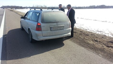 Įtariamųjų aferistų gaudynių pradžia