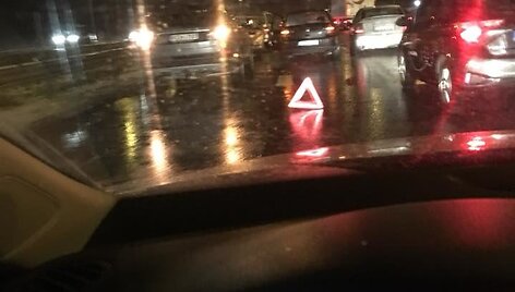 Spūstis įvykio vietoje ir jos prieigose