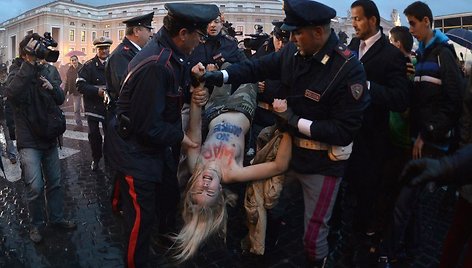 „Femen“ aktyvistės Vatikane