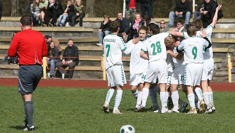 I lygos starte VMFD &bdquo;Žalgiris&ldquo; minimalia persvara palaužė &bdquo;Mažeikius&ldquo;.