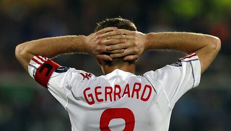 &bdquo;Liverpool&ldquo; kapitonas S.Gerrardas ir komandos draugai turėjo susitaikyti su skaudžia nesėkme