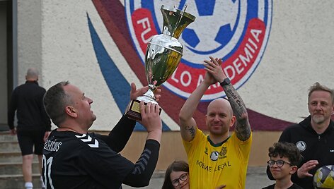 &bdquo;PRESS'o&ldquo; triumfas