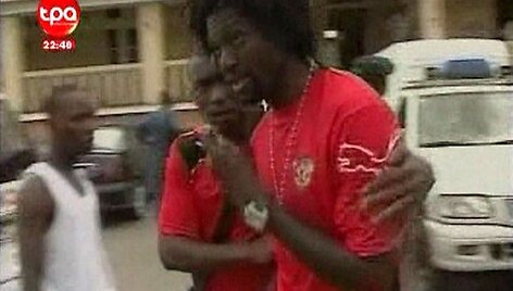 Ginkluotų užpuolikų taikiniu tapusiame Togo futbolo rinktinės autobuse važiavo ir tokios pasaulio futbolo žvaigždės kaip E.Adebayoras i&scaron; &bdquo;Manchester City&ldquo; klubo