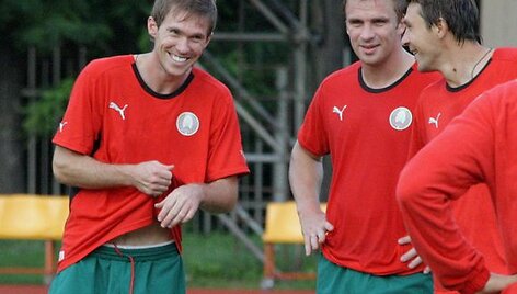 A.Hlebas (kairėje) neslėpė, jog baltarusiai trečiadienį tikisi pergalės