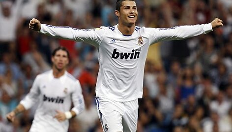 C.Ronaldo džiaugiasi įvarčiu