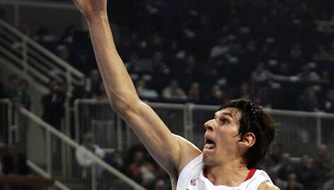 Vidurio puolėjo Bobano Marjanovičiaus žaidimas nedžiugina CSKA vadovų.