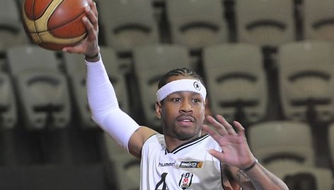 Allenas Iversonas pelnė 20 taškų