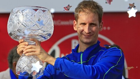 Florianas Mayeris džiaugiasi pirmuoju ATP titulu.