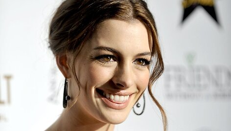 Anne Hathaway