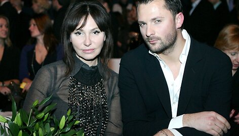 Stilistas Mantas Petru&scaron;kevičius ir verslininkė Ella Tatarinova &ndash; Juozo Statkevičiaus kolekcijos &bdquo;Pavasaris/vasara 2011&ldquo; pristatyme. 