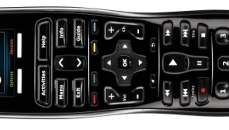 Universalus nuotolinio valdymo pultelis „Logitech Harmony 900 Remote“.