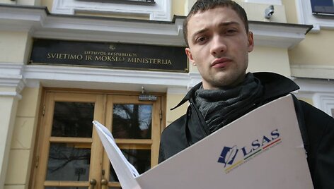 &bdquo;Nuo įstatymo patvirtinimo i&scaron; esmės nė karto nebuvome įkėlę kojos į ministeriją&ldquo;, &ndash; teigė LSAS prezidentas A.Mark. 