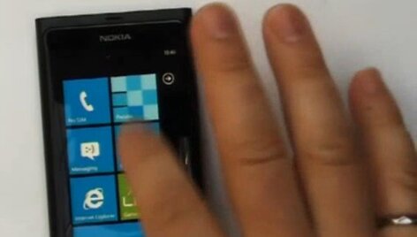 &bdquo;Nokia&ldquo; i&scaron;manusis telefonas, naudojantis operacinę sistemą &bdquo;Windows Phone 7&ldquo;, kodiniu pavadinimu &bdquo;Sea Ray&ldquo; (liet. jūrų raja).